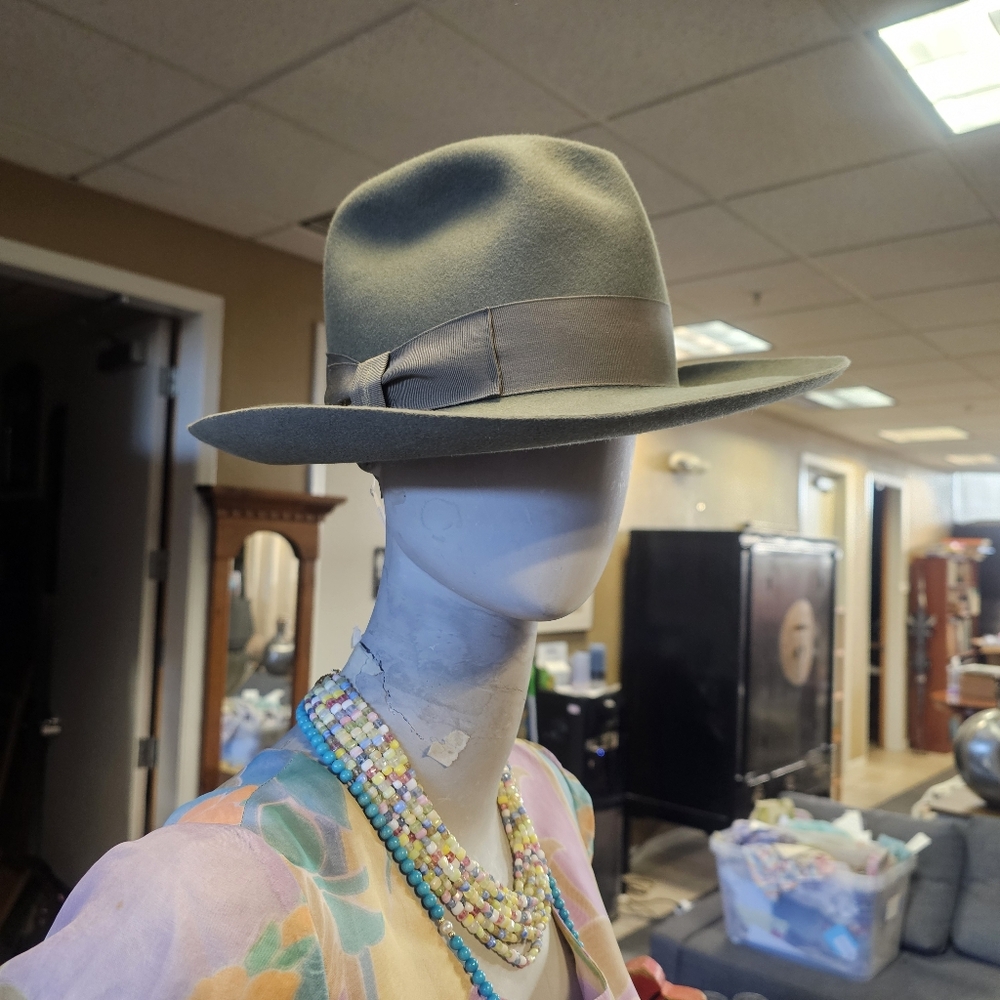 Borsalino Ladies Moss Green Felted Wool Hat - Picture 7 of 7